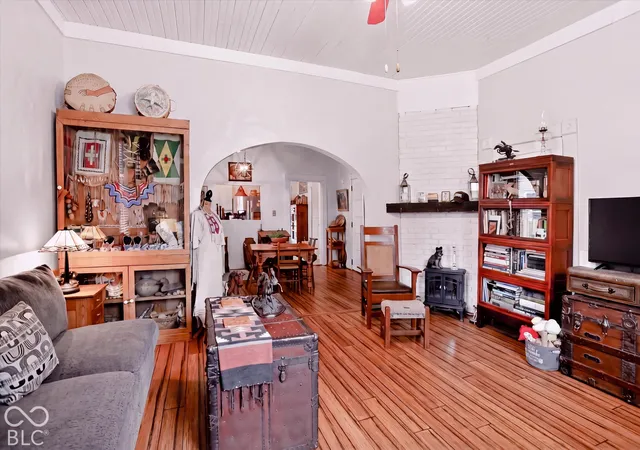 Photo 3 of Single family home for sale at 304 W 4th Street, Greenfield, IN 46140 | MLS# 22131961 | Listing updated on 2026-10-18