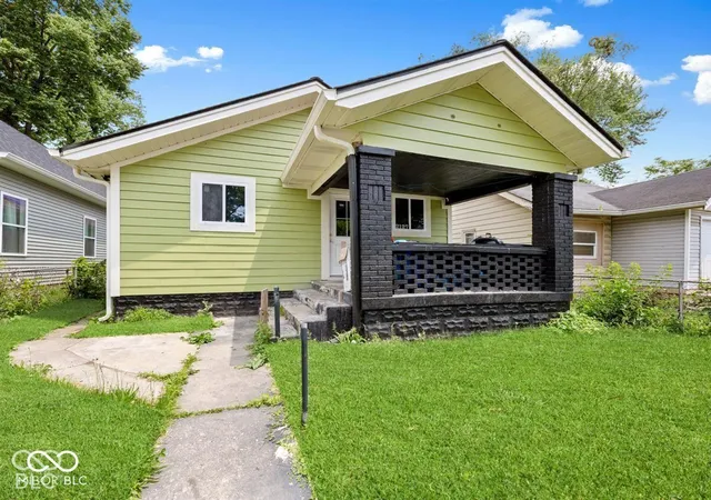 Photo 1 of Single family home for sale at 2127 Sugar Grv Ave, Indianapolis, IN 46202 | MLS# 22131964 | Listing updated on 2026-10-24