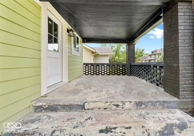 Photo 1 of Single family home for sale at 2127 Sugar Grv Ave, Indianapolis, IN 46202 | MLS# 22131964 | Listing updated on 2026-10-24