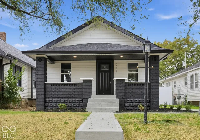 Photo 1 of Single family home for sale at 921 N Emerson Ave, Indianapolis, IN 46219 | MLS# 22131993 | Listing updated on 2026-10-16