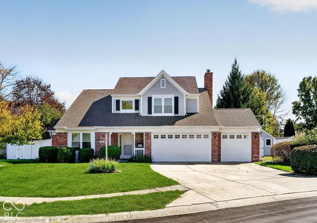 Photo 1 of Sale Pending at 1239 S Jefferson St, Brownsburg, IN 46112 | MLS# 22132009 | Listing updated on 2026-10-24
