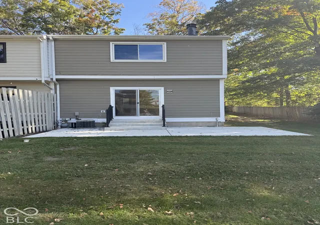 Photo 1 of Condo for sale at 392 Aspen Dr, Carmel, IN 46032 | MLS# 22132015 | Listing updated on 2026-10-20