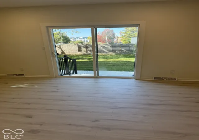 Photo 2 of Condo for sale at 392 Aspen Dr, Carmel, IN 46032 | MLS# 22132015 | Listing updated on 2026-10-20