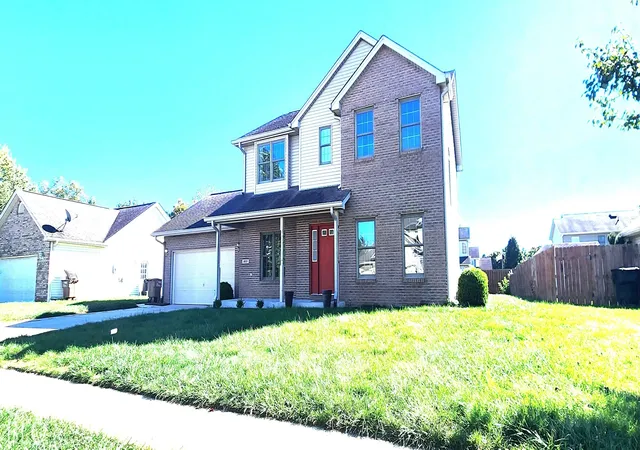 Photo 1 of Single family home for sale at 2037 Pinewood Dr, Columbus, IN 47203 | MLS# 22132029 | Listing updated on 2026-10-26