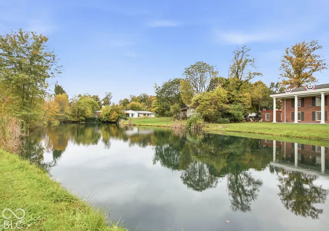 Photo 4 of Single family home for sale at 10720 Indian Crk Dr S, Indianapolis, IN 46259 | MLS# 22132035 | Listing updated on 2026-10-26