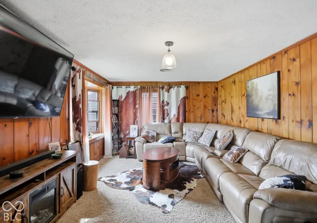 Photo 4 of Single family home for sale at 6330 E Raymond St, Indianapolis, IN 46203 | MLS# 22132045 | Listing updated on 2026-10-17