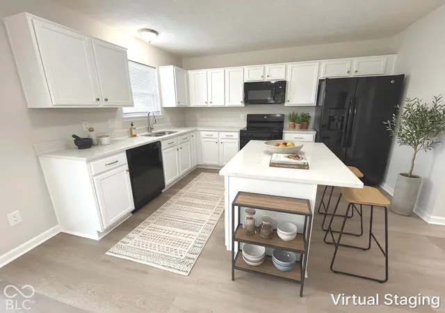 Photo 4 of Single family home for sale at 8417 Whitaker Valley Blvd, Indianapolis, IN 46237 | MLS# 22132048 | Listing updated on 2026-10-28