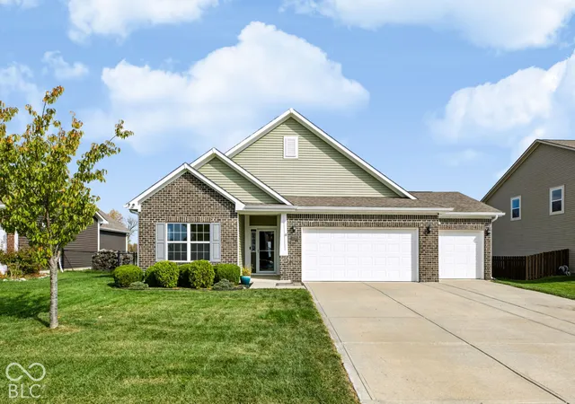 Photo 1 of Single family home for sale at 719 N Crystal, Fortville, IN 46040 | MLS# 22132059 | Listing updated on 2026-10-28