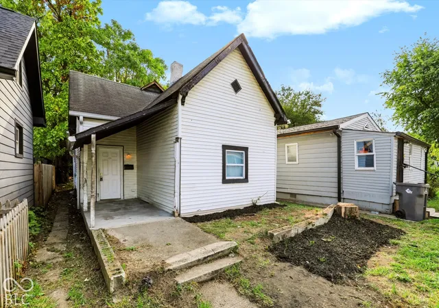Photo 1 of Single family home for sale at 2465 Bond St, Indianapolis, IN 46208 | MLS# 22132069 | Listing updated on 2026-10-19