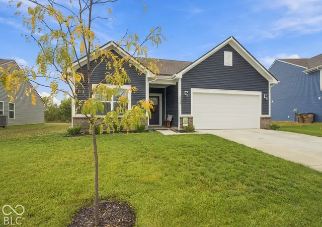 Photo 2 of Single family home for sale at 4432 Sedgewick Ct, Columbus, IN 47201 | MLS# 22132071 | Listing updated on 2026-10-28