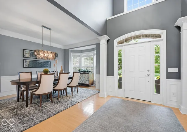 Photo 3 of Single family home for sale at 4824 S Cobblestone Dr, Zionsville, IN 46077 | MLS# 22132093 | Listing updated on 2026-10-27