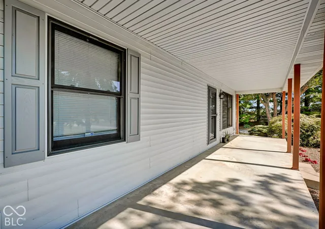 Photo 3 of Sale Pending at 2450 W 300 South, Columbus, IN 47201 | MLS# 22132097 | Listing updated on 2026-10-29