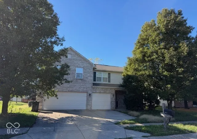 Photo 1 of Single family home for sale at 1822 Brk Xing Way, Indianapolis, IN 46229 | MLS# 22132102 | Listing updated on 2026-10-19