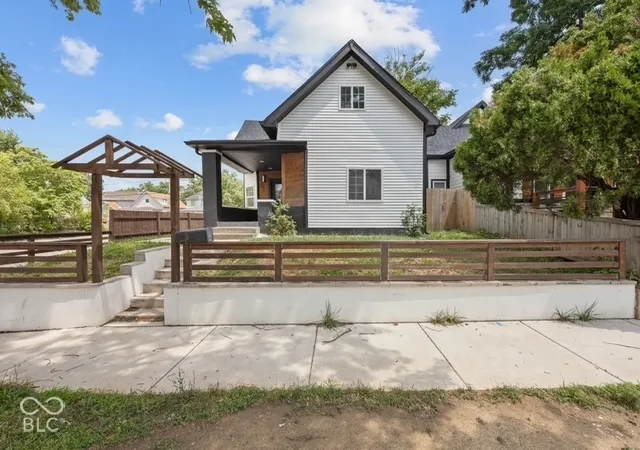 Photo 1 of Single family home for sale at 263 N Tacoma Ave, Indianapolis, IN 46201 | MLS# 22132107 | Listing updated on 2026-10-23