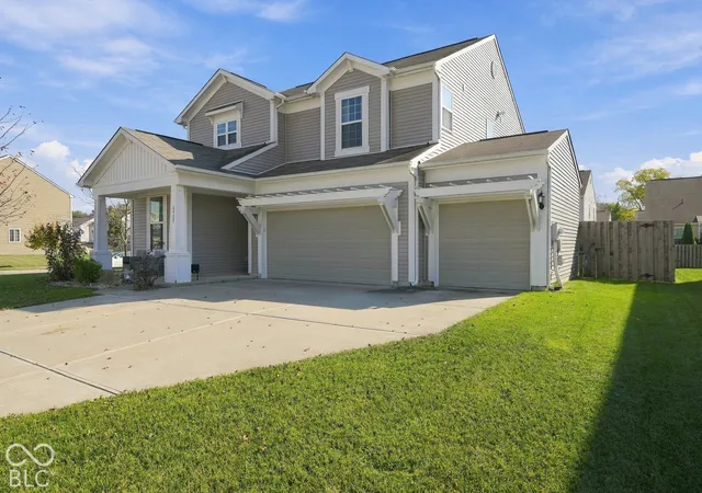 Photo 2 of Single family home for sale at 6705 Park Grv Blvd, Whitestown, IN 46075 | MLS# 22132117 | Listing updated on 2026-10-24