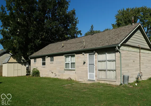 Photo 2 of Single family home for sale at 146 Totten Dr, Greenwood, IN 46143 | MLS# 22132118 | Listing updated on 2026-10-22