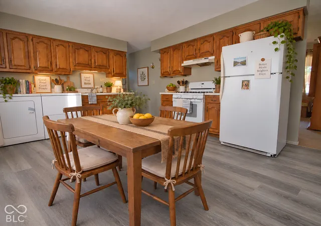 Photo 4 of Single family home for sale at 146 Totten Dr, Greenwood, IN 46143 | MLS# 22132118 | Listing updated on 2026-10-22