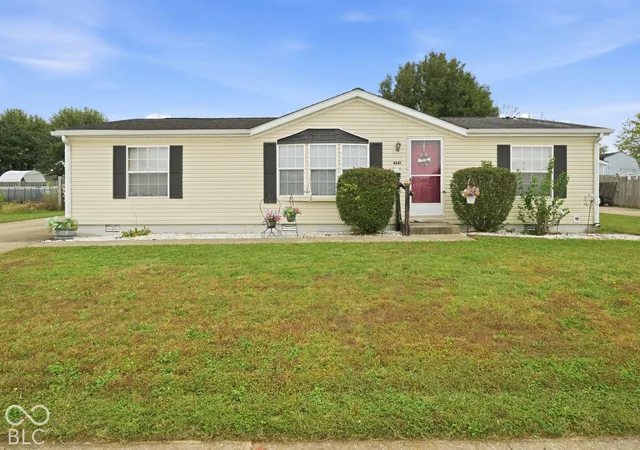 Photo 1 of Sale Pending at 4681 Autumn Ridge Dr, Columbus, IN 47203 | MLS# 22132129 | Listing updated on 2026-10-27