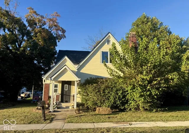 Photo 1 of Single family home for sale at 710 E Harrison St, Martinsville, IN 46151 | MLS# 22132132 | Listing updated on 2026-10-26