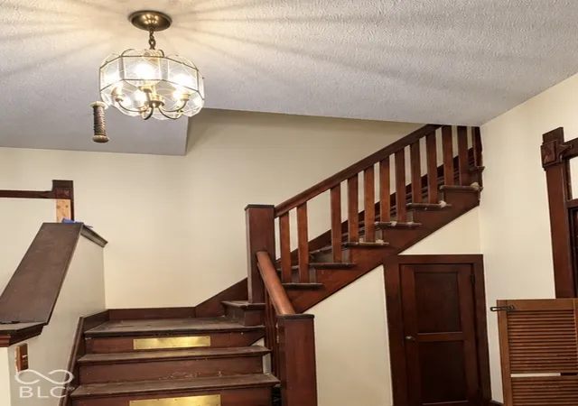 Photo 3 of Single family home for sale at 710 E Harrison St, Martinsville, IN 46151 | MLS# 22132132 | Listing updated on 2026-10-26