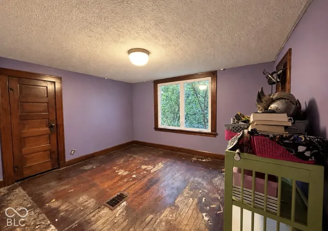Photo 4 of Single family home for sale at 710 E Harrison St, Martinsville, IN 46151 | MLS# 22132132 | Listing updated on 2026-10-26