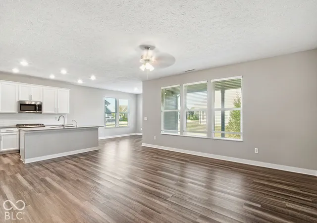 Photo 2 of Single family home for sale at 5170 Covington Ave, Mc Cordsville, IN 46055 | MLS# 22132135 | Listing updated on 2026-10-23
