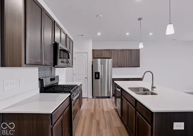 Photo 4 of Condo for sale at 14190 Bay Willow Dr, Fishers, IN 46037 | MLS# 22132136 | Listing updated on 2026-10-27