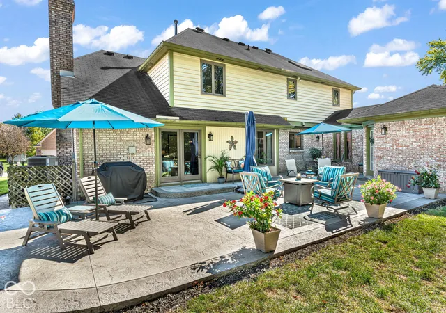 Photo 1 of Single family home for sale at 7922 Santolina Dr, Indianapolis, IN 46237 | MLS# 22132153 | Listing updated on 2026-10-29