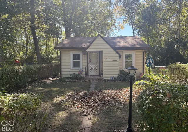 Photo 1 of Sale Pending at 1719 E 67th Street, Indianapolis, IN 46220 | MLS# 22132164 | Listing updated on 2026-10-22