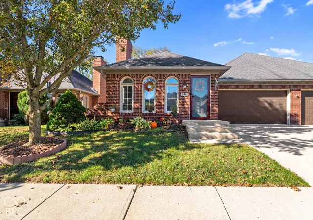 Condo for sale at 240 Andrews Blvd, Plainfield, IN 46168 | MLS# 22132166