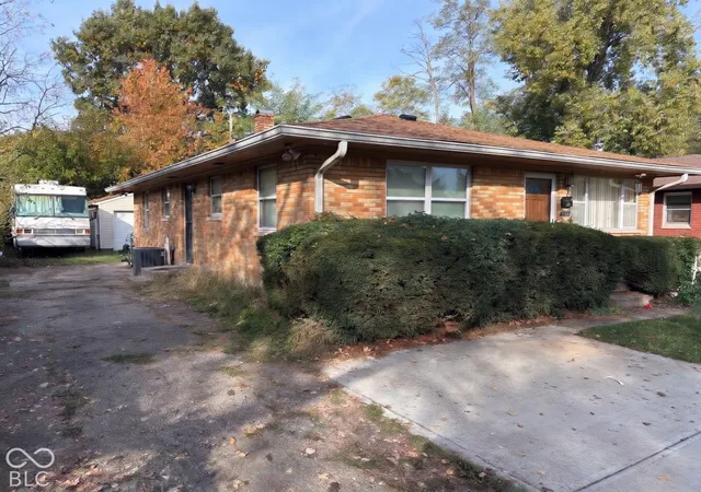 Photo 2 of Single family home for sale at 3926 N Graham Ave, Indianapolis, IN 46226 | MLS# 22132170 | Listing updated on 2026-10-27