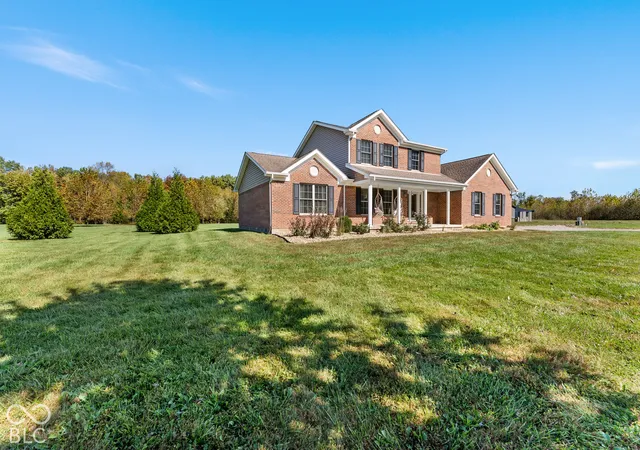 Photo 4 of Sale Pending at 8220 W County Rd 830 S, Paris Crossing, IN 47270 | MLS# 22132192 | Listing updated on 2026-10-27