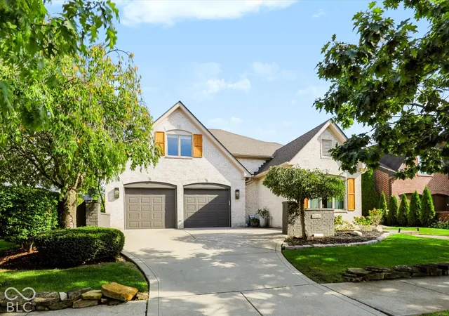 Photo 3 of Single family home for sale at 6729 W Stonegate Dr, Zionsville, IN 46077 | MLS# 22132196 | Listing updated on 2026-10-29