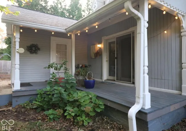 Photo 2 of Single family home for sale at 104 N Englewood Dr, Crawfordsville, IN 47933 | MLS# 22132206 | Listing updated on 2026-10-29