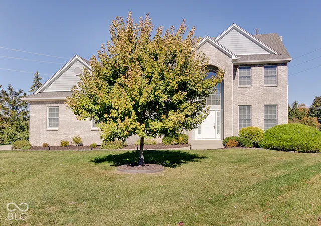 Single family home for sale at 400 Lois Way, Carmel, IN 46032 | MLS# 22132208