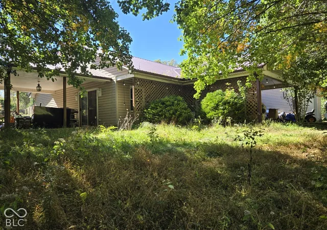 Photo 4 of Single family home for sale at 2180 N Timberview Ln, Spencer, IN 47460 | MLS# 22132218 | Listing updated on 2026-10-27