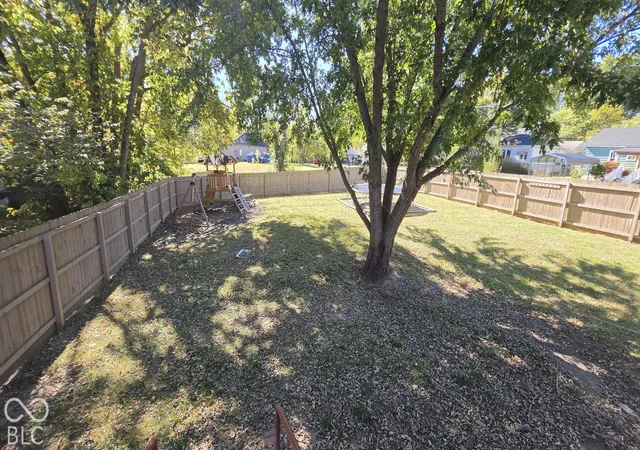 Photo 3 of Single family home for sale at 214 West 2nd, Veedersburg, IN 47987 | MLS# 22132226 | Listing updated on 2026-10-20