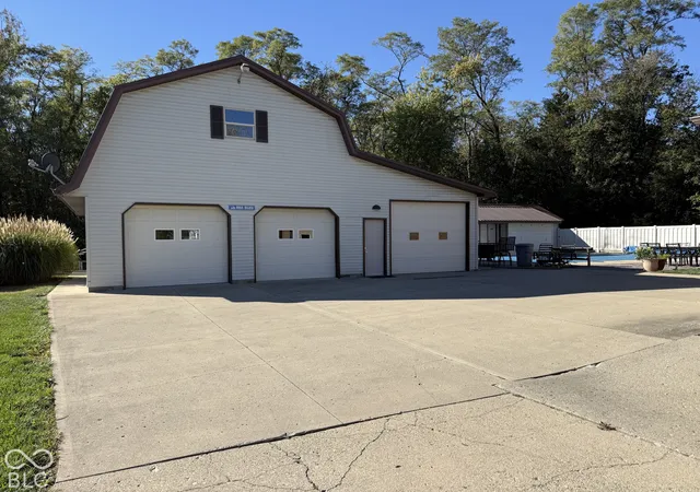 Photo 2 of Single family home for sale at 12333 N State Rd 9, Alexandria, IN 46001 | MLS# 22132232 | Listing updated on 2026-10-21