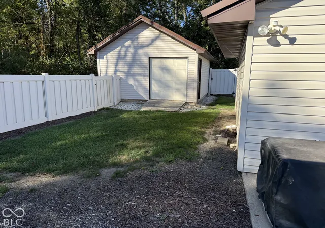 Photo 4 of Single family home for sale at 12333 N State Rd 9, Alexandria, IN 46001 | MLS# 22132232 | Listing updated on 2026-10-21