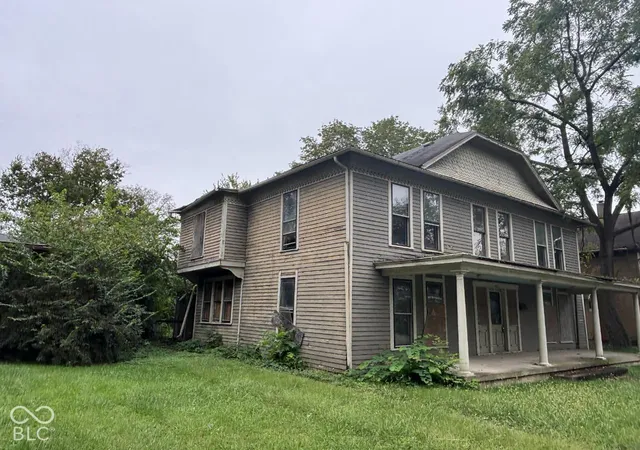 Photo 1 of House for sale at 409 W 10th Street, Anderson, IN 46016 | MLS# 22132242 | Listing updated on 2026-10-19