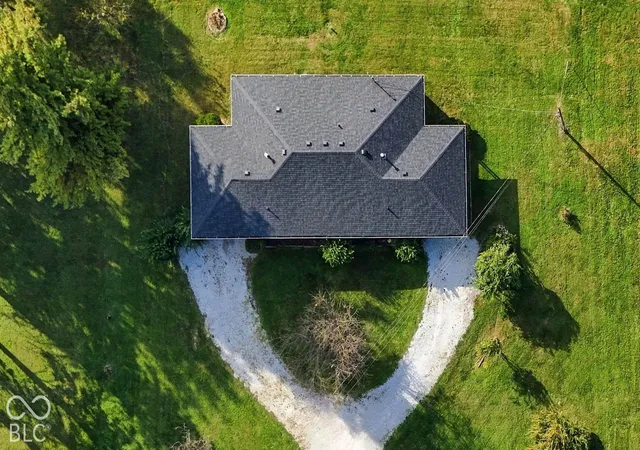Photo 1 of House for sale at 4347 W State Rd 32, Anderson, IN 46011 | MLS# 22132245 | Listing updated on 2026-10-29