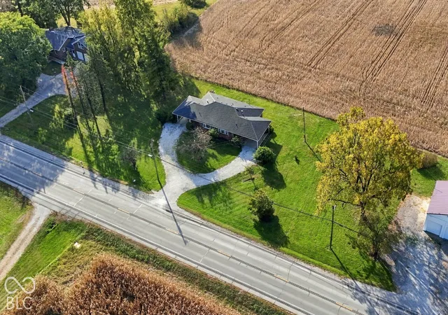 Photo 3 of House for sale at 4347 W State Rd 32, Anderson, IN 46011 | MLS# 22132245 | Listing updated on 2026-10-29