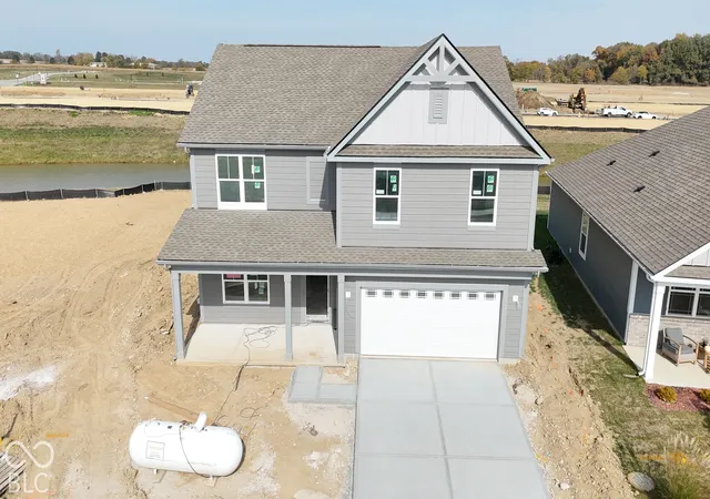 Single family home for sale at 1620 Buttons Dr, Danville, IN 46122 | MLS# 22132266