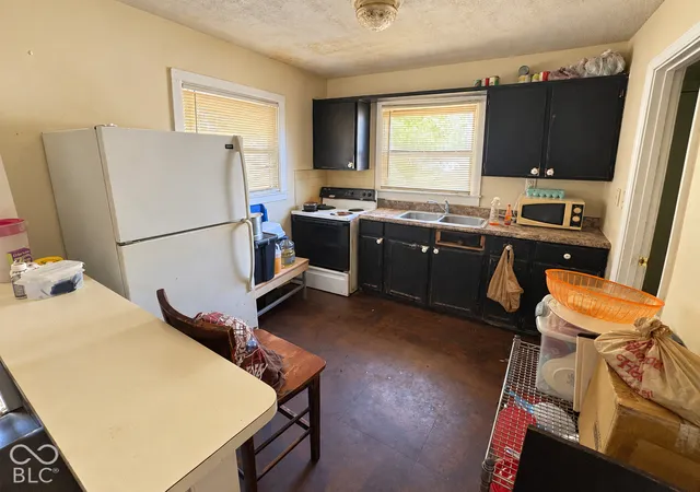 Photo 2 of Multi family home for sale at 2207 Admiral Dr, Indianapolis, IN 46219 | MLS# 22132285 | Listing updated on 2026-10-25