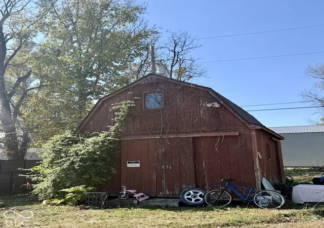 Photo 17 of Single family home for sale at 510 S Michigan St, Rockville, IN 47872 | MLS# 22132288 | Listing updated on 2026-10-22