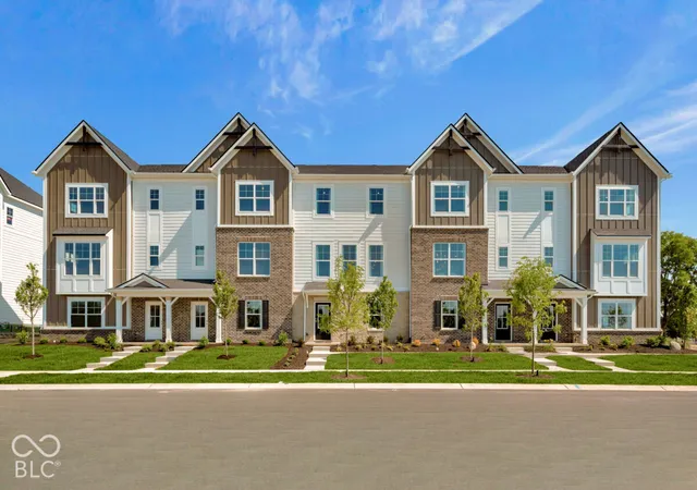 Photo 2 of Townhouse for sale at 17290 Greythorne Dr, Noblesville, IN 46062 | MLS# 22132295 | Listing updated on 2026-10-27