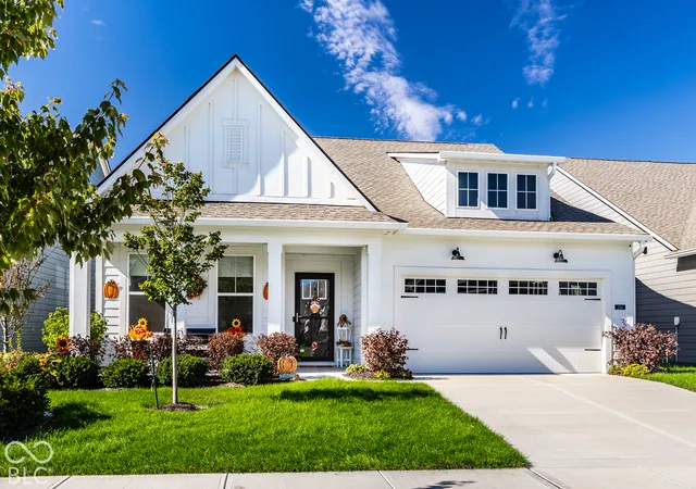 Photo 2 of Single family home for sale at 438 Ehrlich Dr, Westfield, IN 46074 | MLS# 22132296 | Listing updated on 2026-10-23