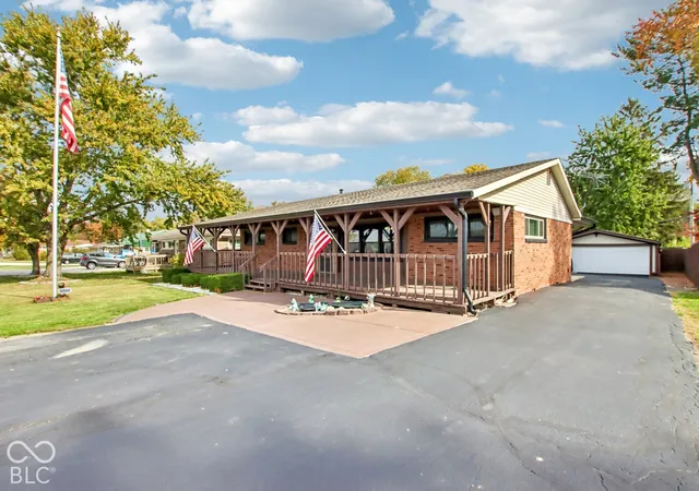 Photo 1 of Single family home for sale at 691 Mackey Rd, Danville, IN 46122 | MLS# 22132302 | Listing updated on 2026-10-29