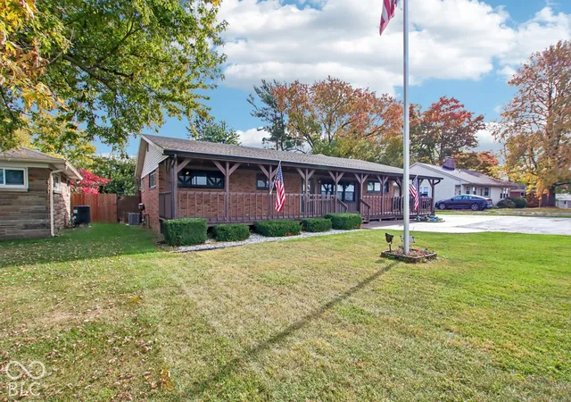 Photo 2 of Single family home for sale at 691 Mackey Rd, Danville, IN 46122 | MLS# 22132302 | Listing updated on 2026-10-29