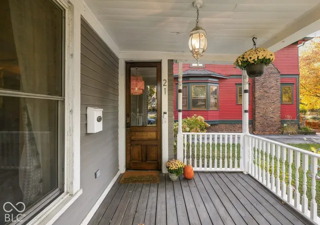 Photo 3 of Single family home for sale at 21 S Irvington Ave, Indianapolis, IN 46219 | MLS# 22132315 | Listing updated on 2026-10-29